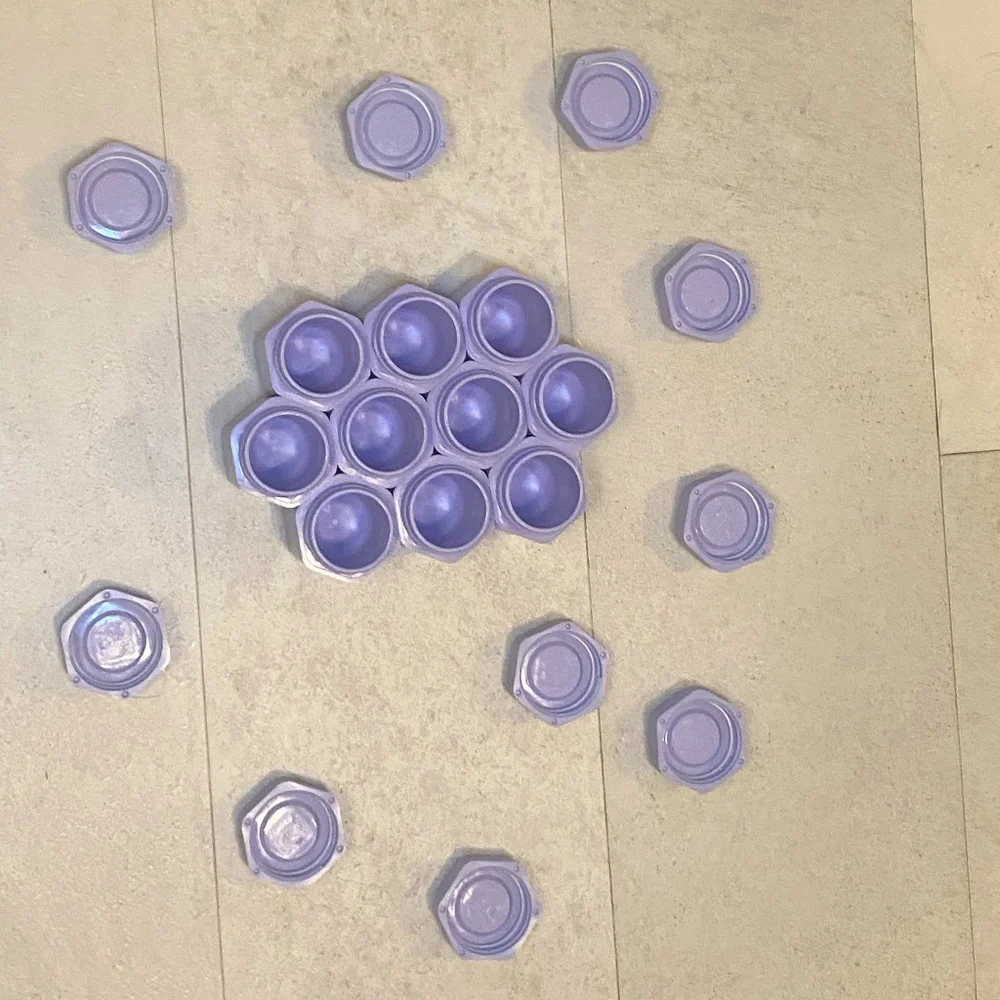 NWOT 10 Cadence Magnetic Travel Containers - Set of 10 - Picture 6 of 15